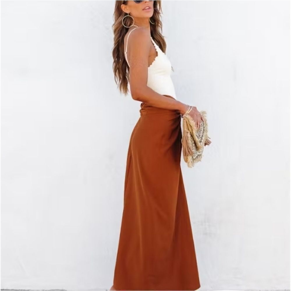 NWT - Cream Ribbed Lettuce Tank - Picture 3 of 4